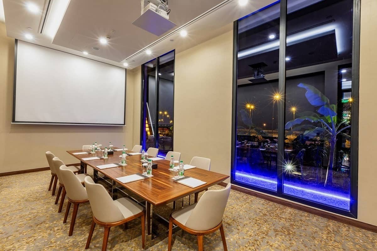 Boardroom 1