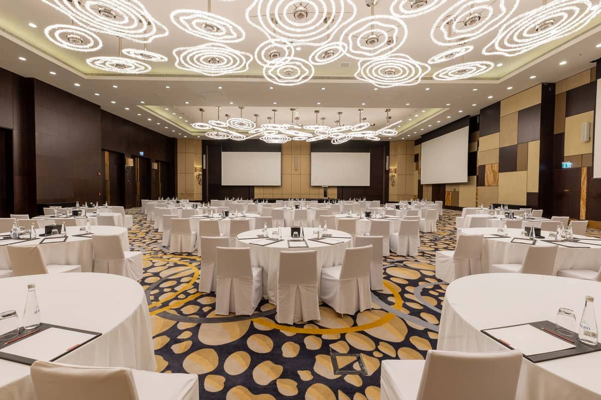 Grand Hyatt Abu Dhabi - Al Bateen Section 1