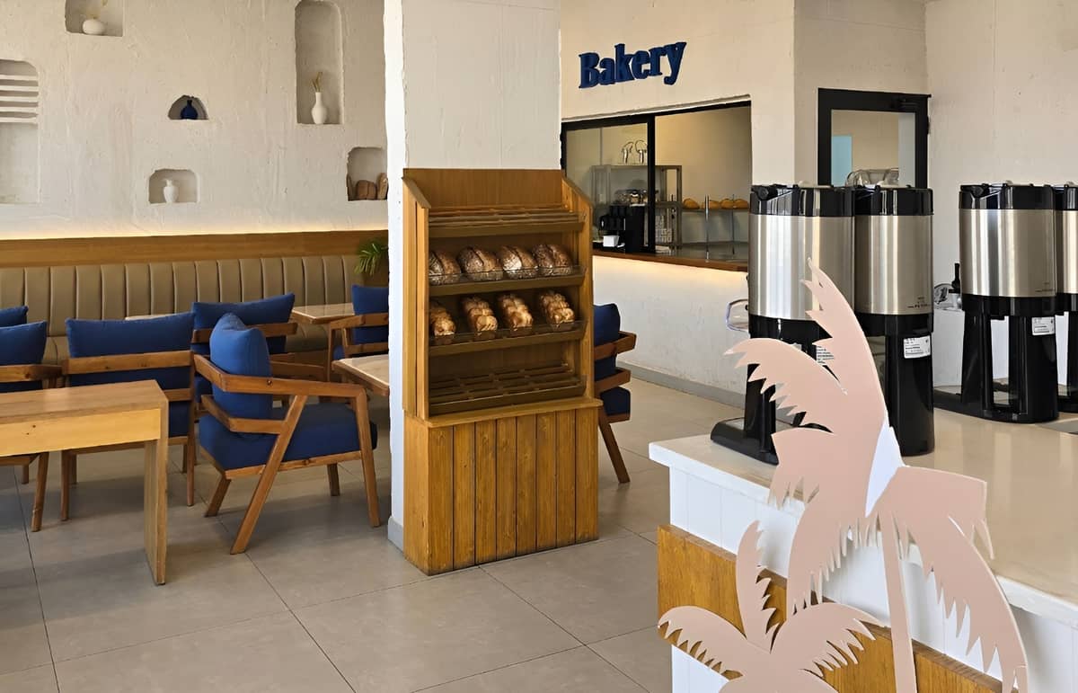 Fira Cafe Hail
