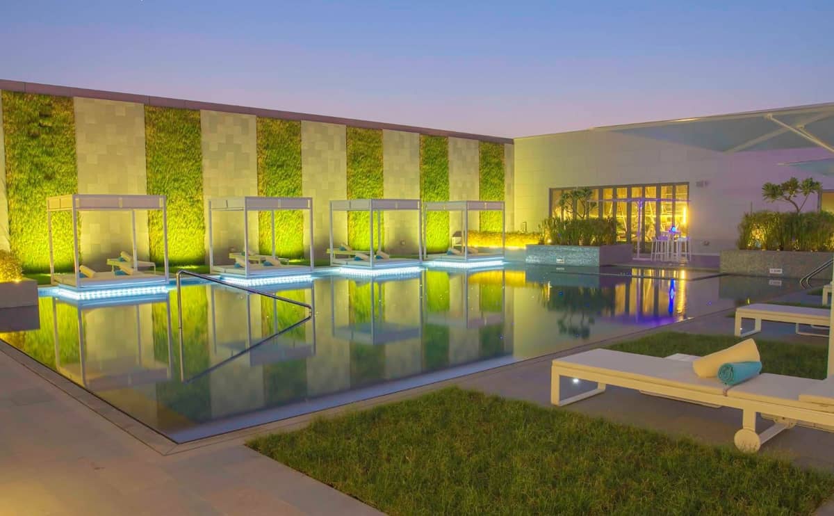 Elements Pool  Lounge   Manama