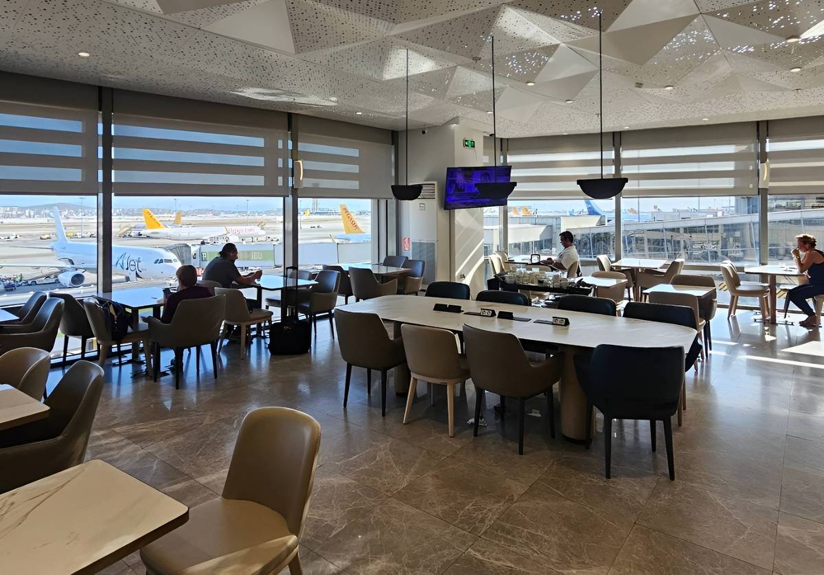 Plaza Premium Bosphorus Lounge International Departures