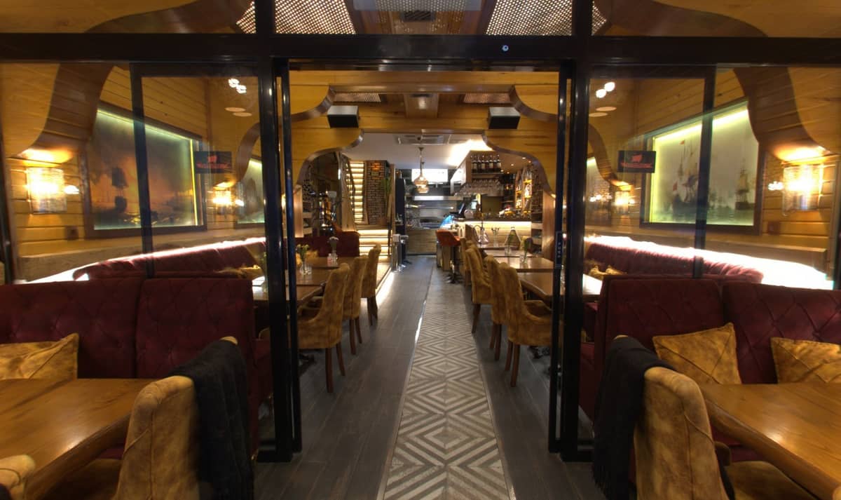 Constantines Ark Restaurant & Cafe