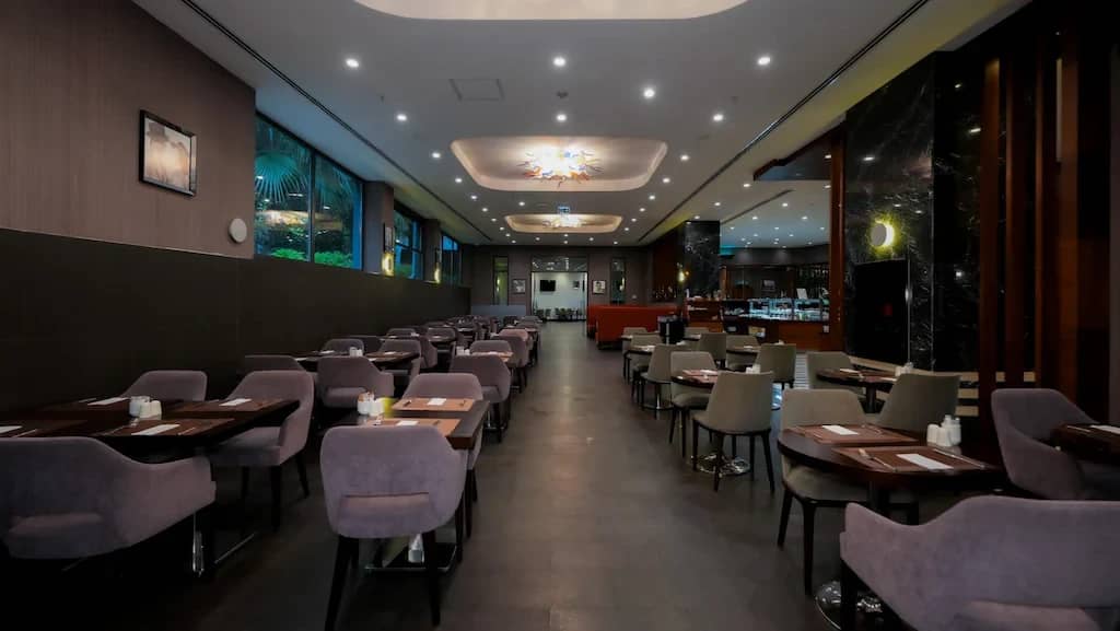 Mon Cher Restaurant