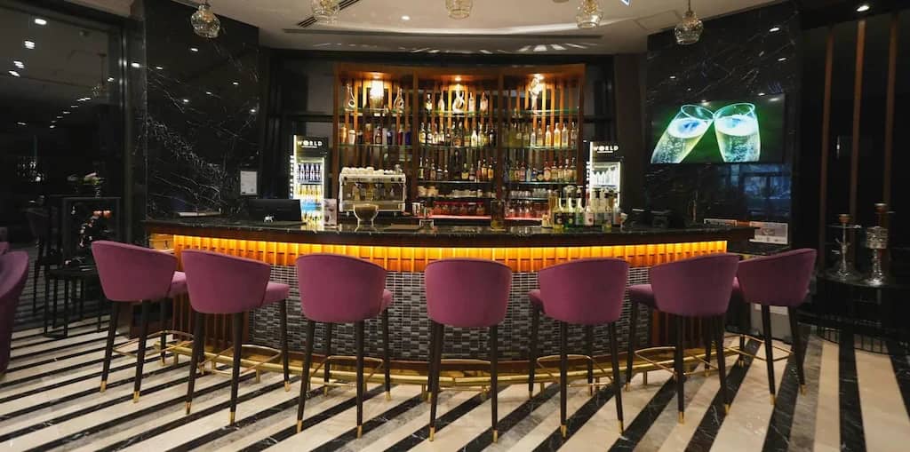 Lobby Bar