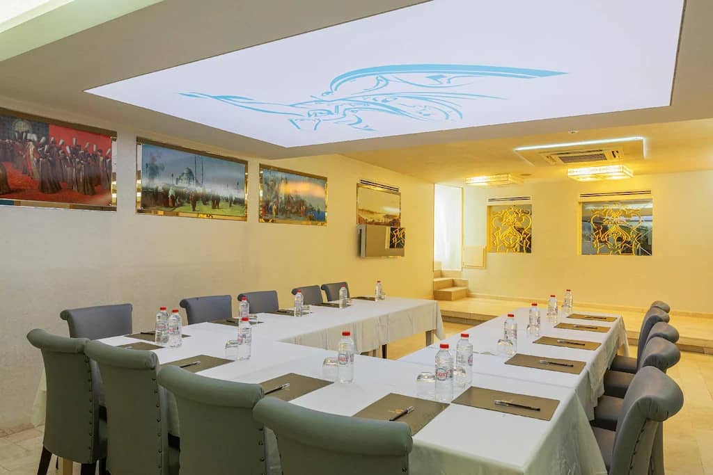 Frigone Meeting Room