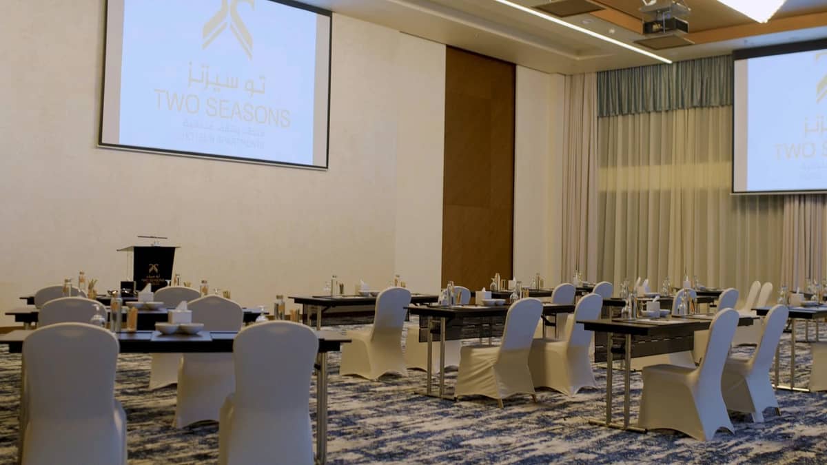 Two Seasons Hotel & Apartments Dubai