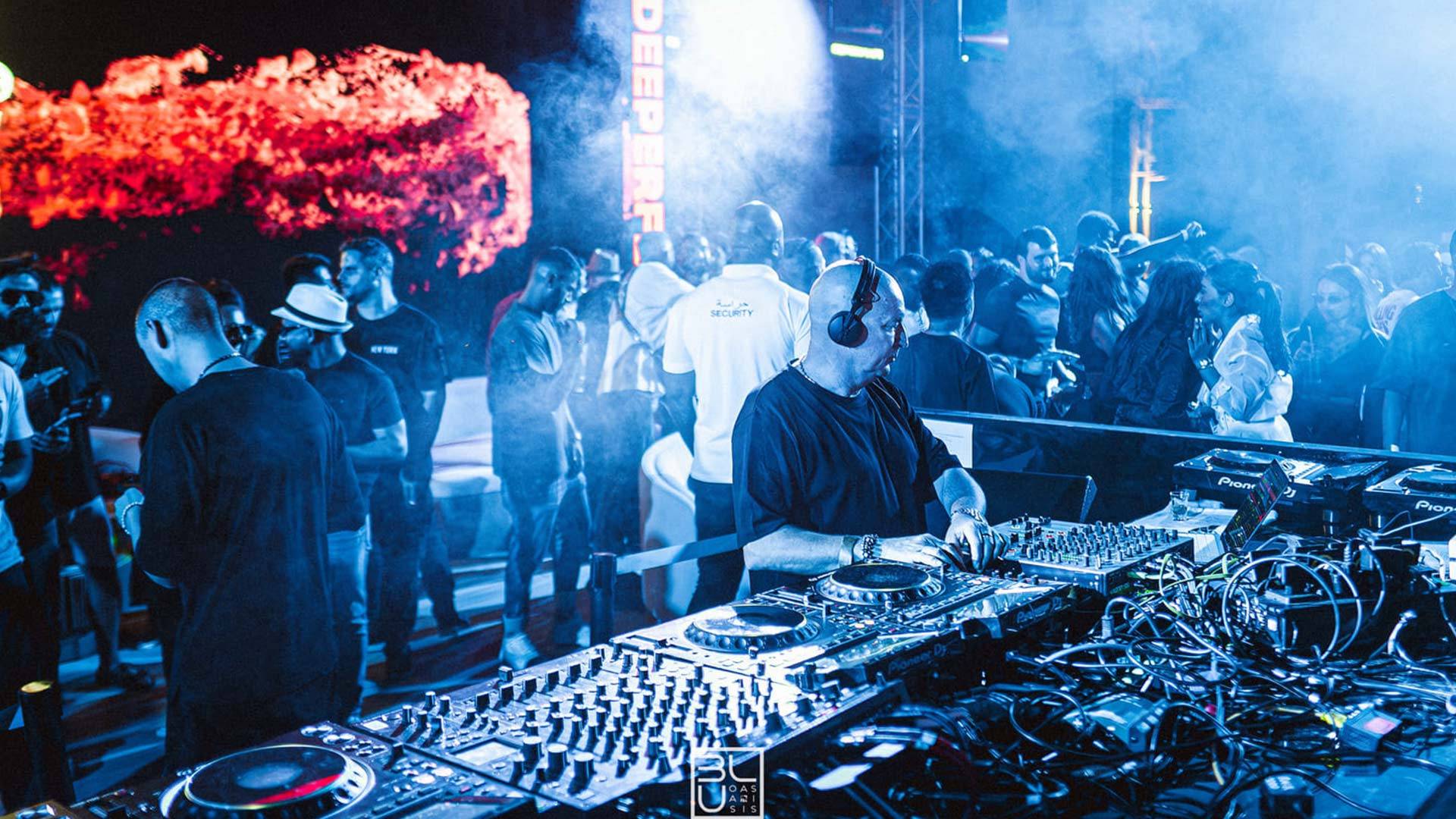 blu oasis dubai club