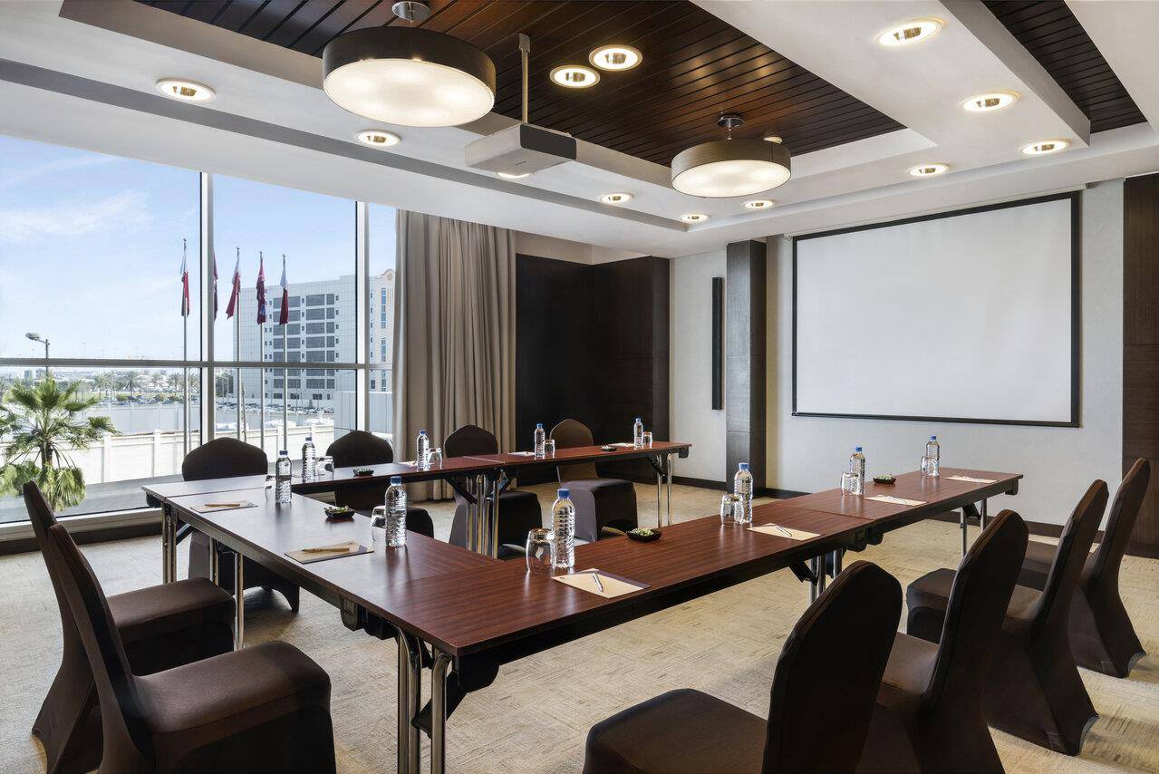 Meeting Plus 1