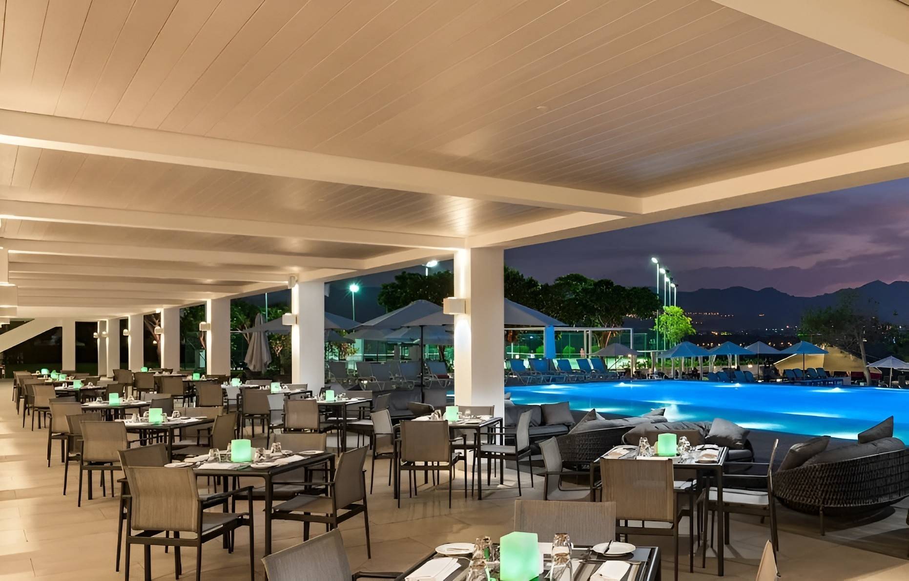 The Restaurant Crowne Plaza Muscat