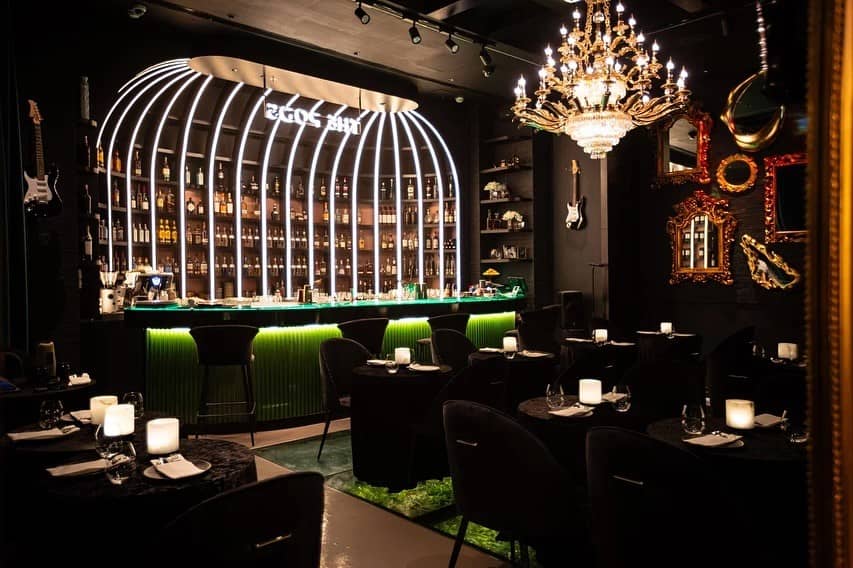 The Pods Restaurant Dubai