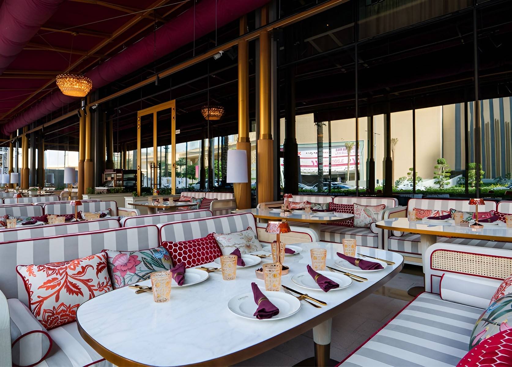 F.R.N.D.S Restaurant Dubai