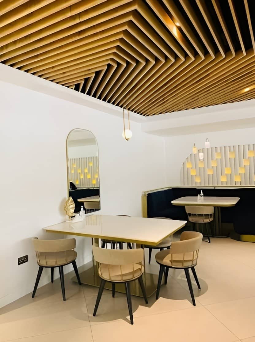 7 Vibez Restaurant Muscat