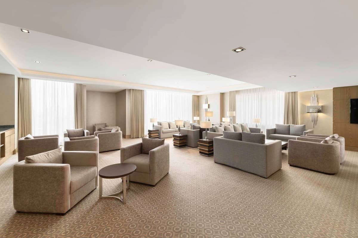 Radisson Blu Hotel & Convention Center Riyadh Minhal