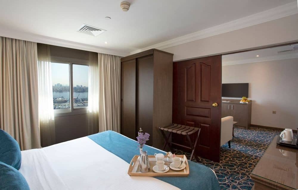 Carlton Tower Hotel Dubai Rooms