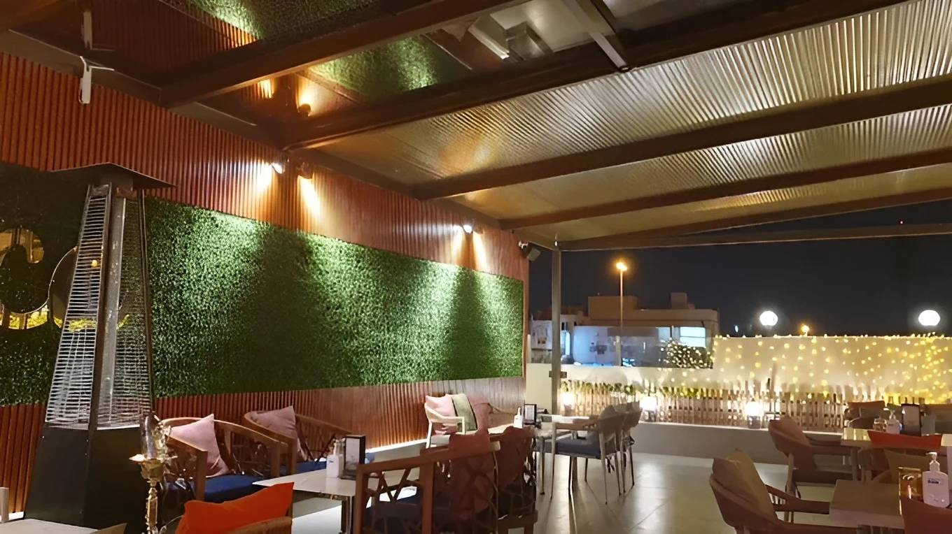 Frisca Restaurant & Cafe