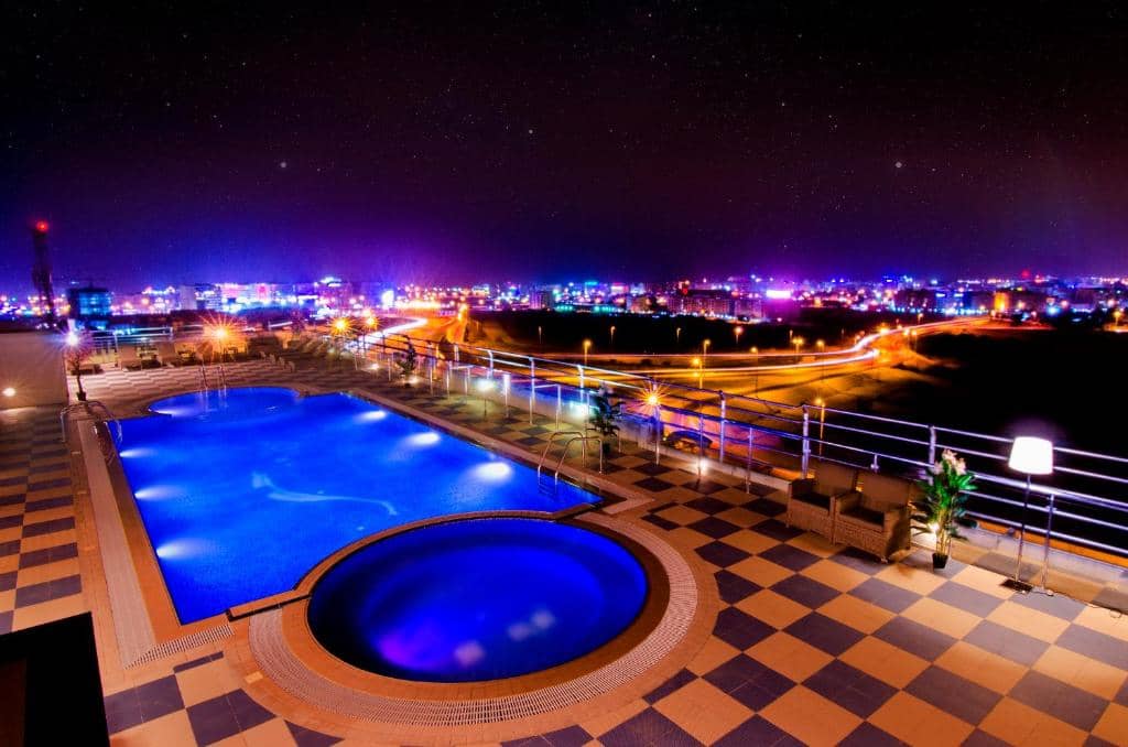 Al Murooj Muscat Grand Hotel