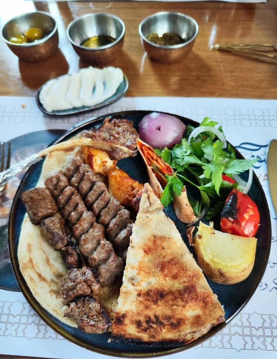 Souryana Restaurant and Cafe