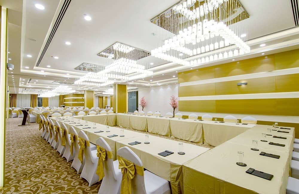 Al Murooj Grand Hotel