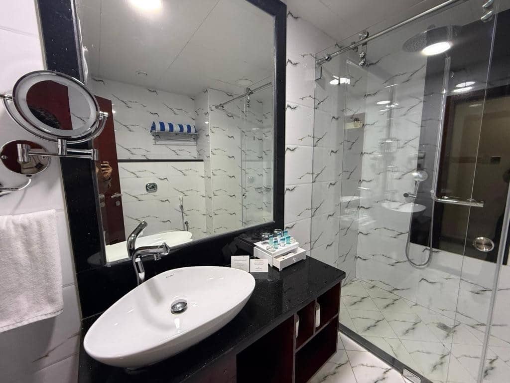Golden Tulip Headington Ruwi