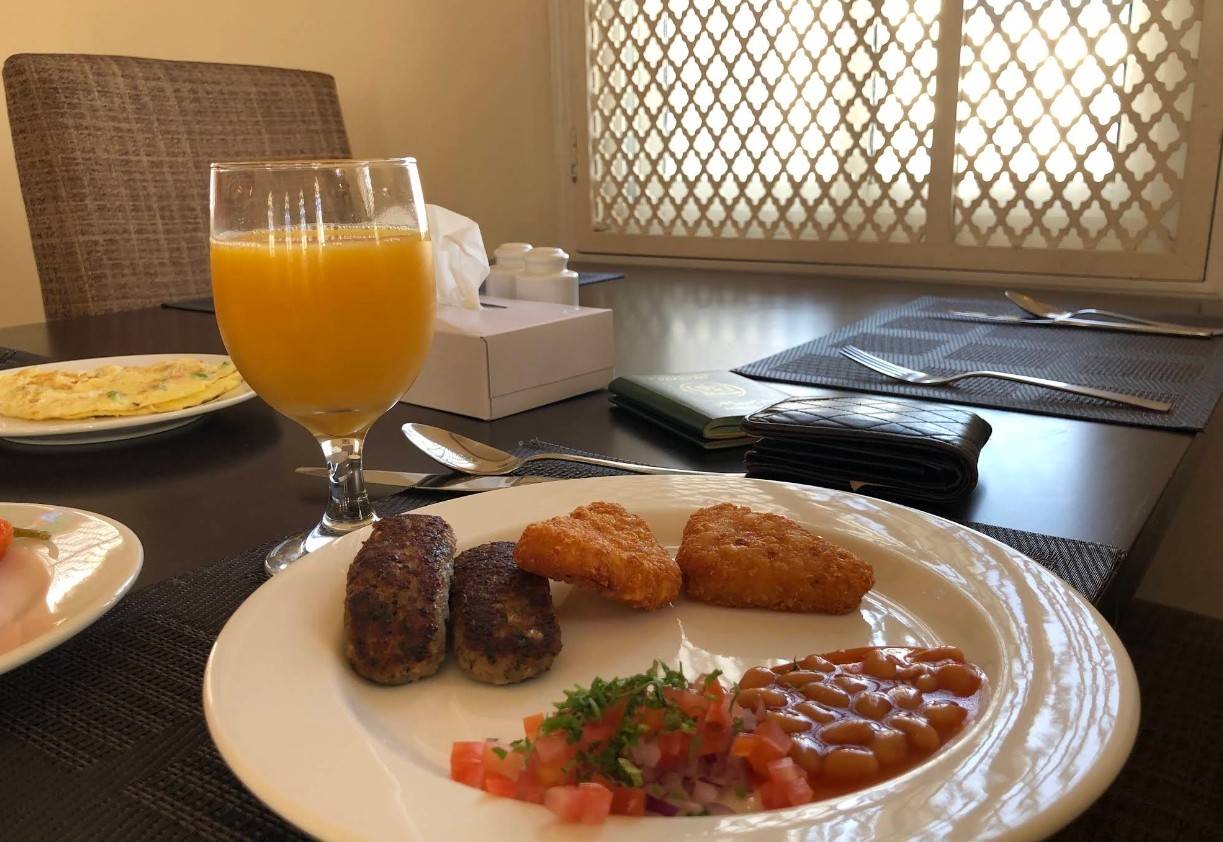 Food & Drinks