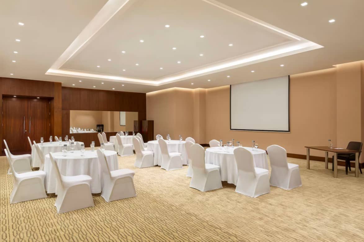 Radisson Hotel Muscat Panorama