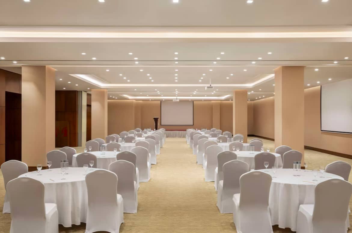 Radisson Hotel Muscat Panorama