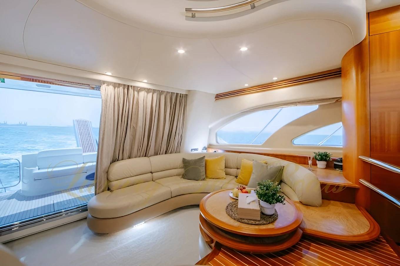 Azimut 62 Lucky Star Yacht