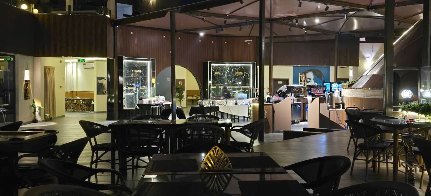 Yaz Cafe & Lounge