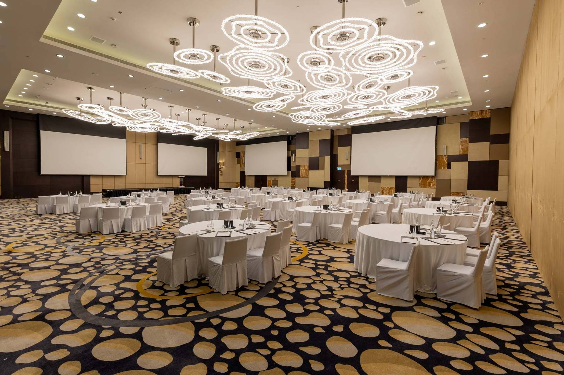 Grand Hyatt Abu Dhabi - Al Bateen Section 1