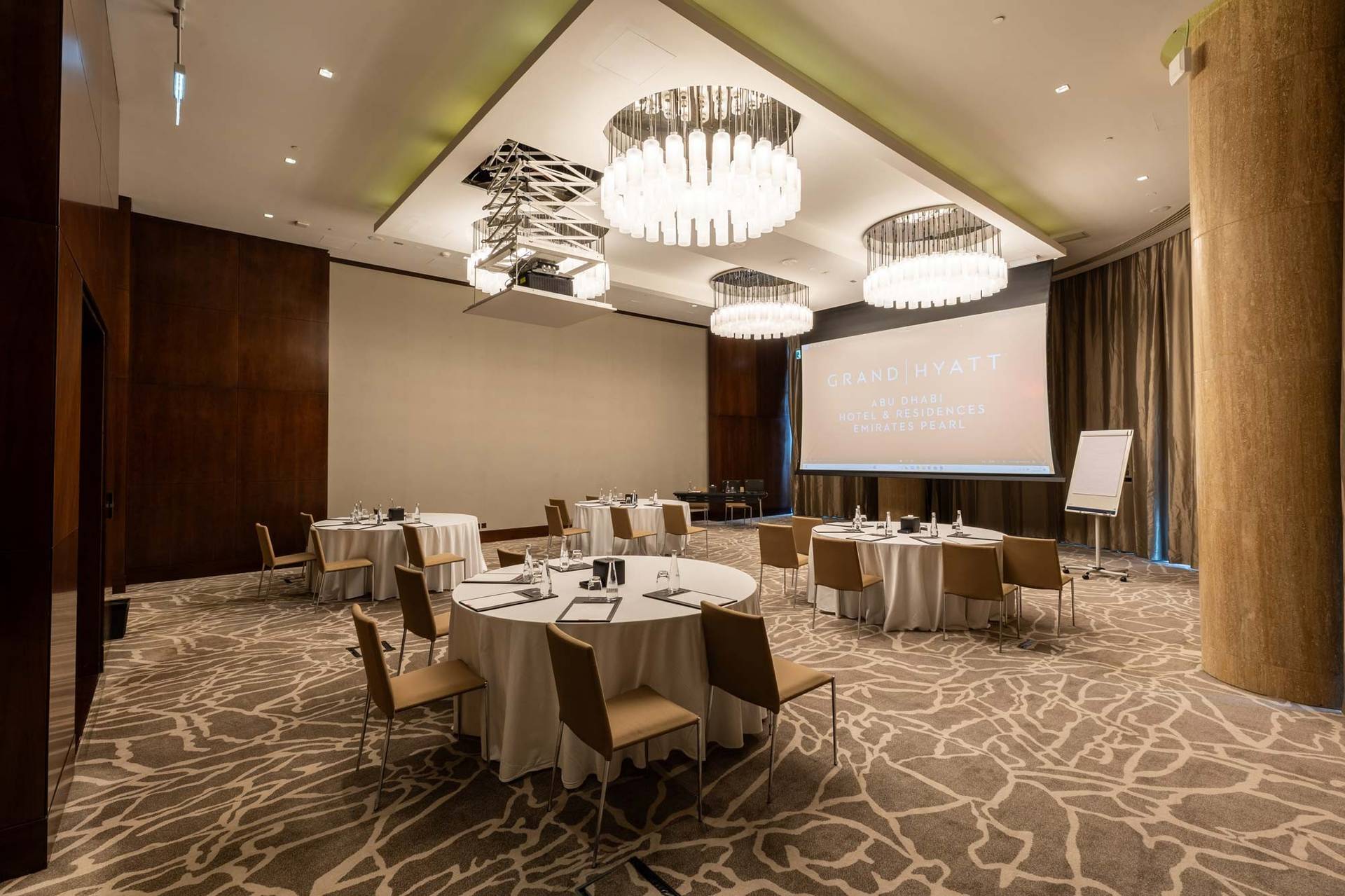 Grand Hyatt Abu Dhabi - Hessa