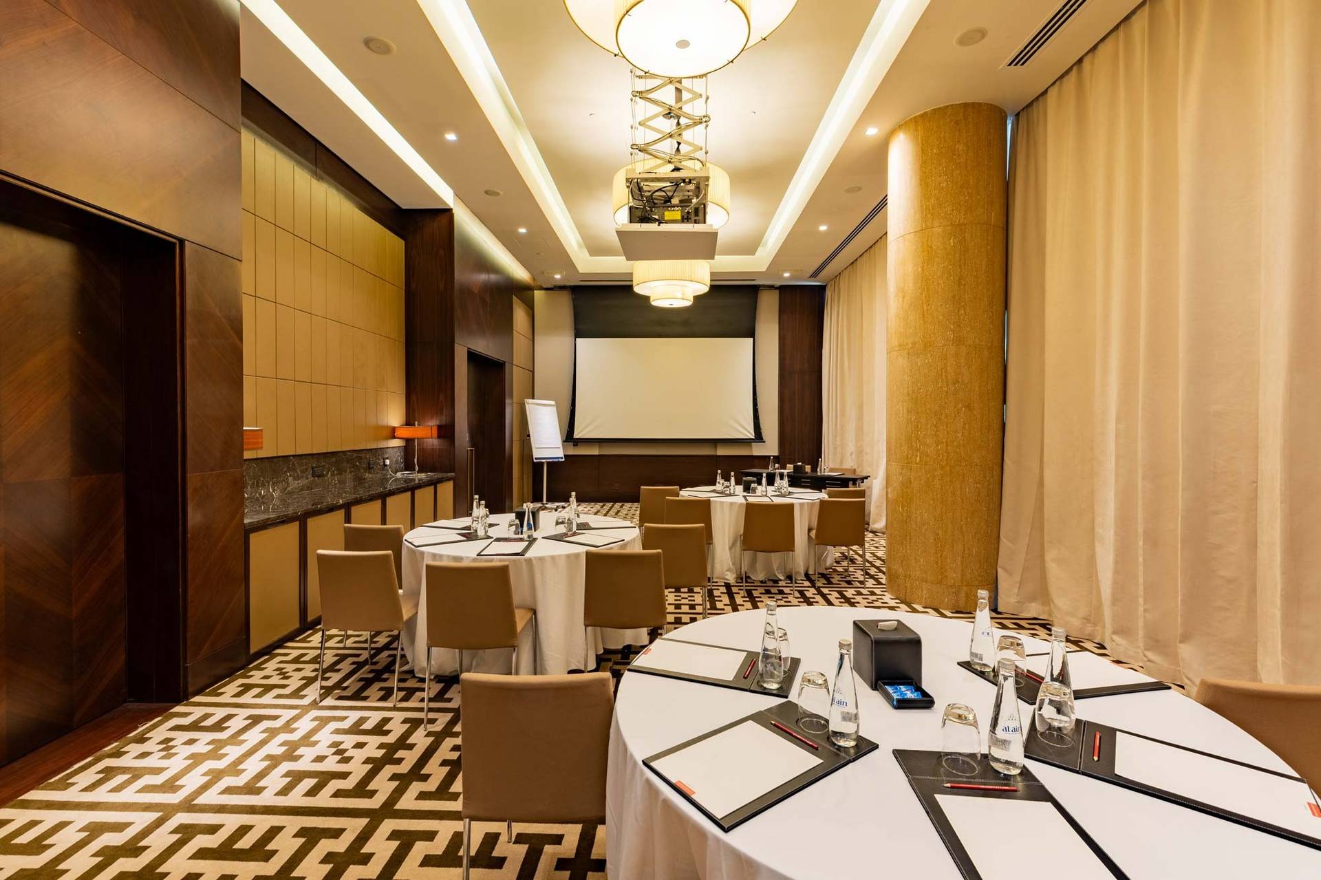 Grand Hyatt Abu Dhani - Dana 3