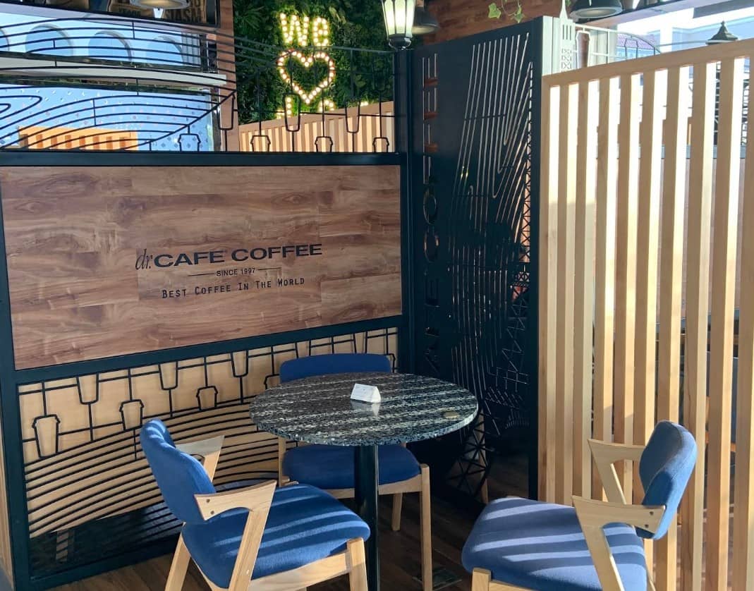 Dr Cafe Unayzieh