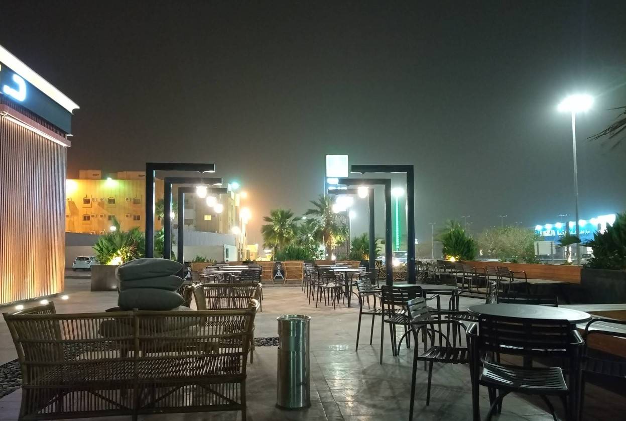 Dr Cafe Unayzieh
