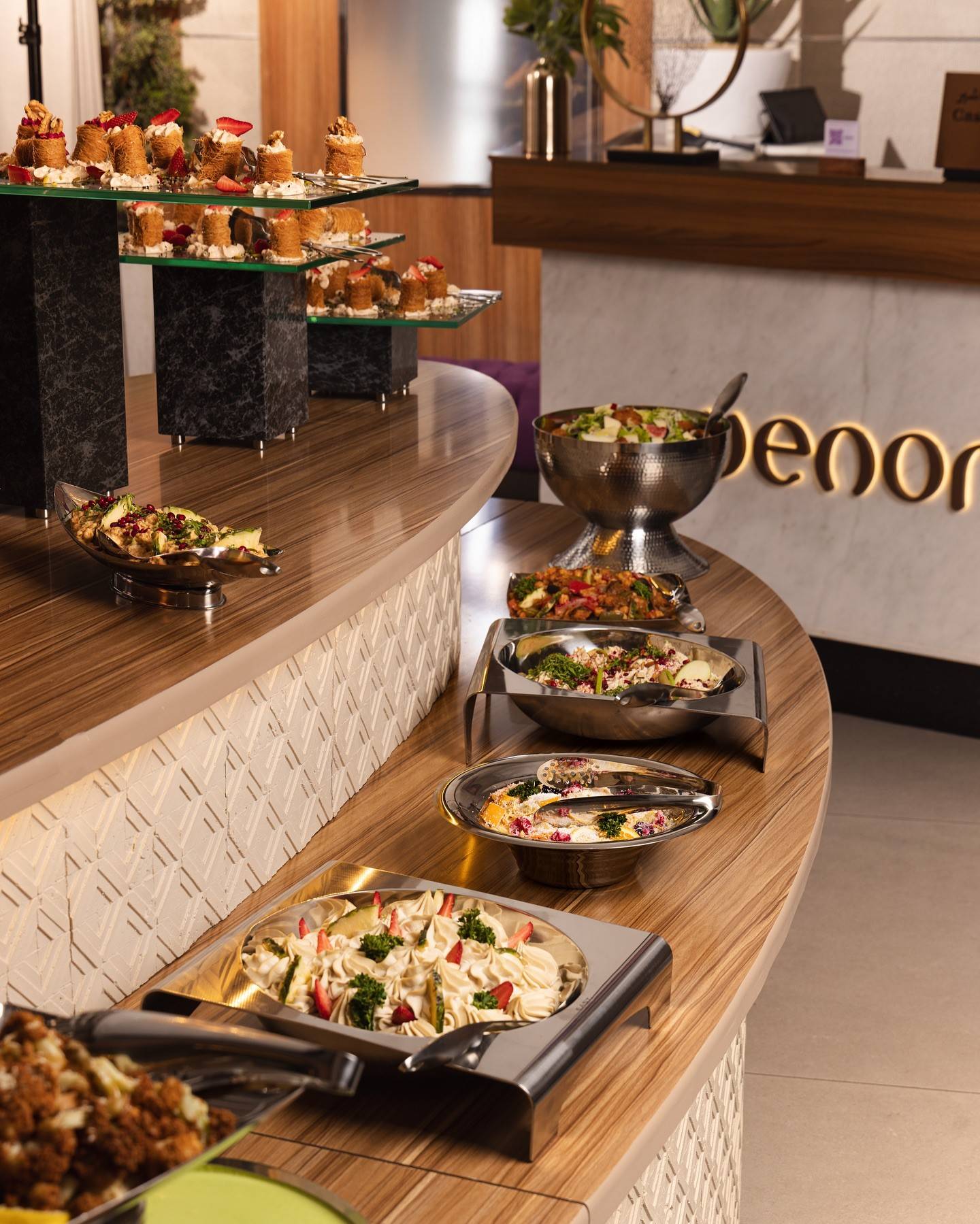 Food & Drinks