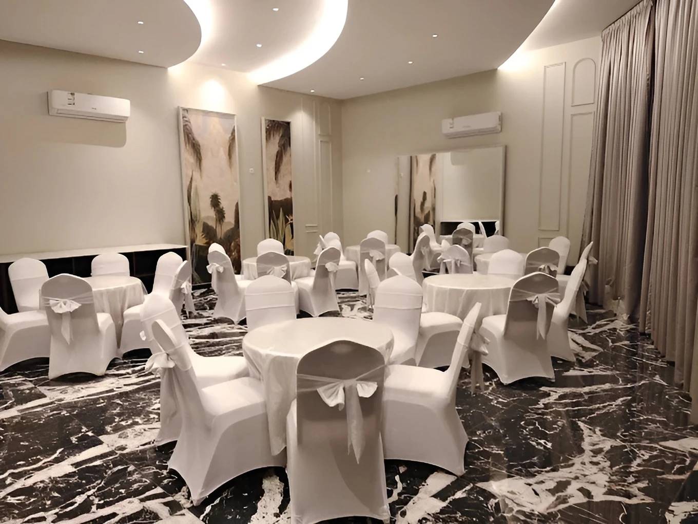 Ravels Chalet & Royal Event Hall, Tabuk