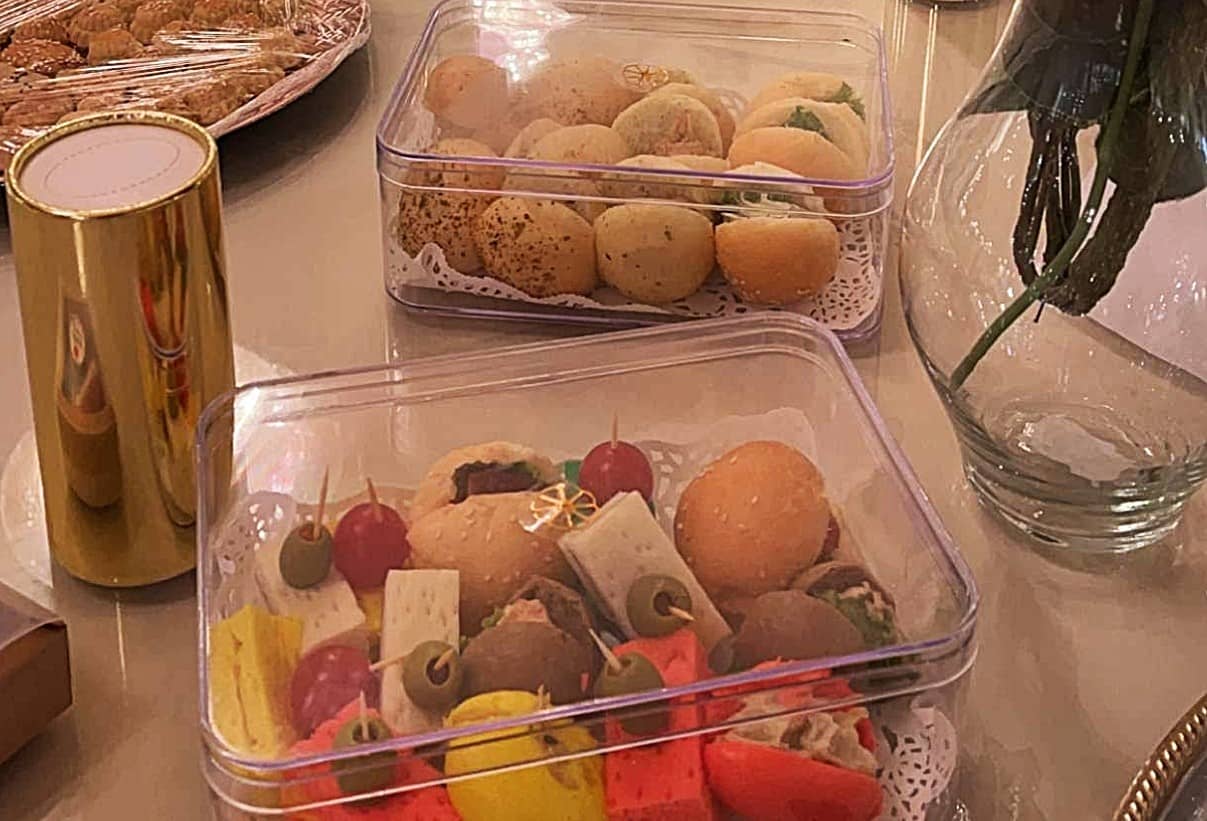 Food & Drinks