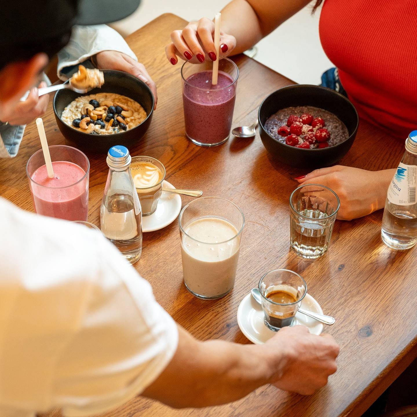 Food & Drinks