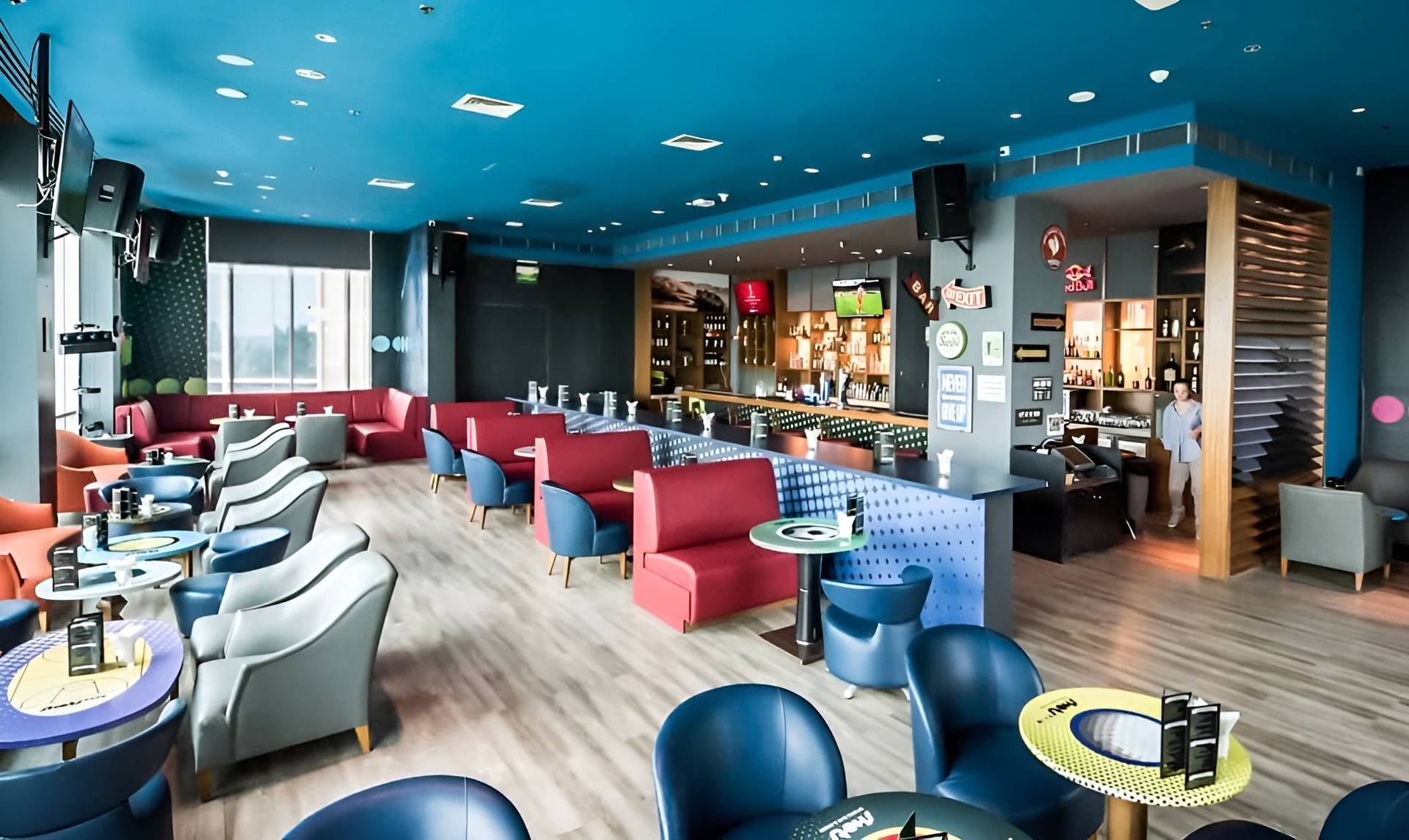 Shots Sports Bar Doha