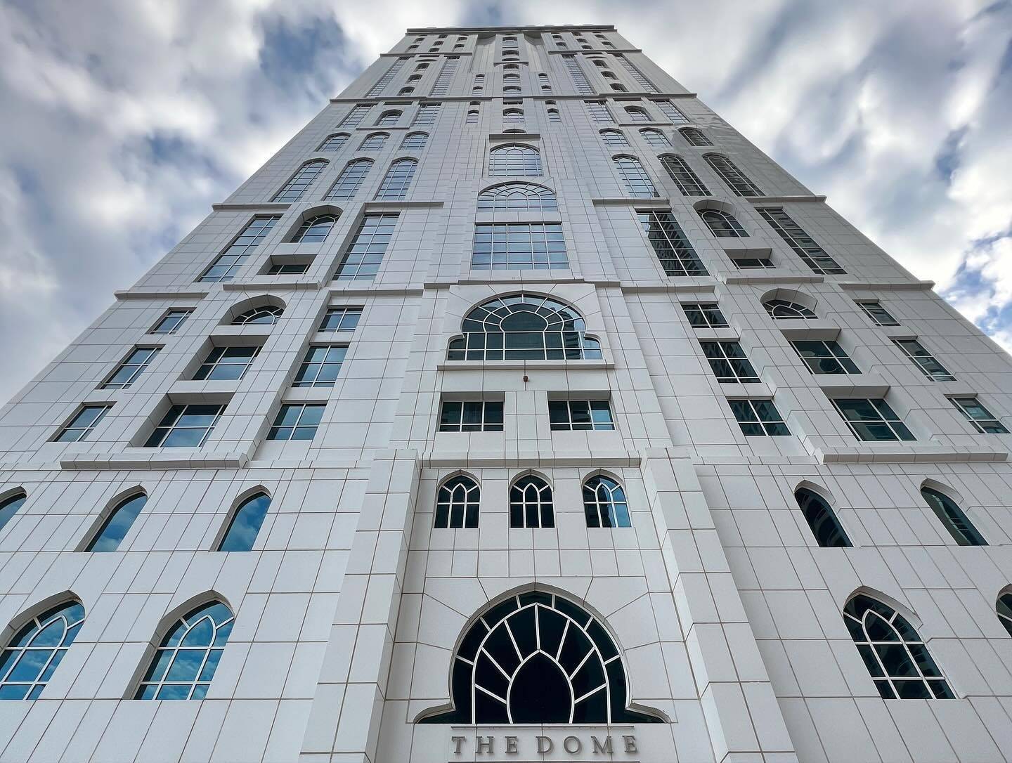 M ART Space Dom Tower Dubai