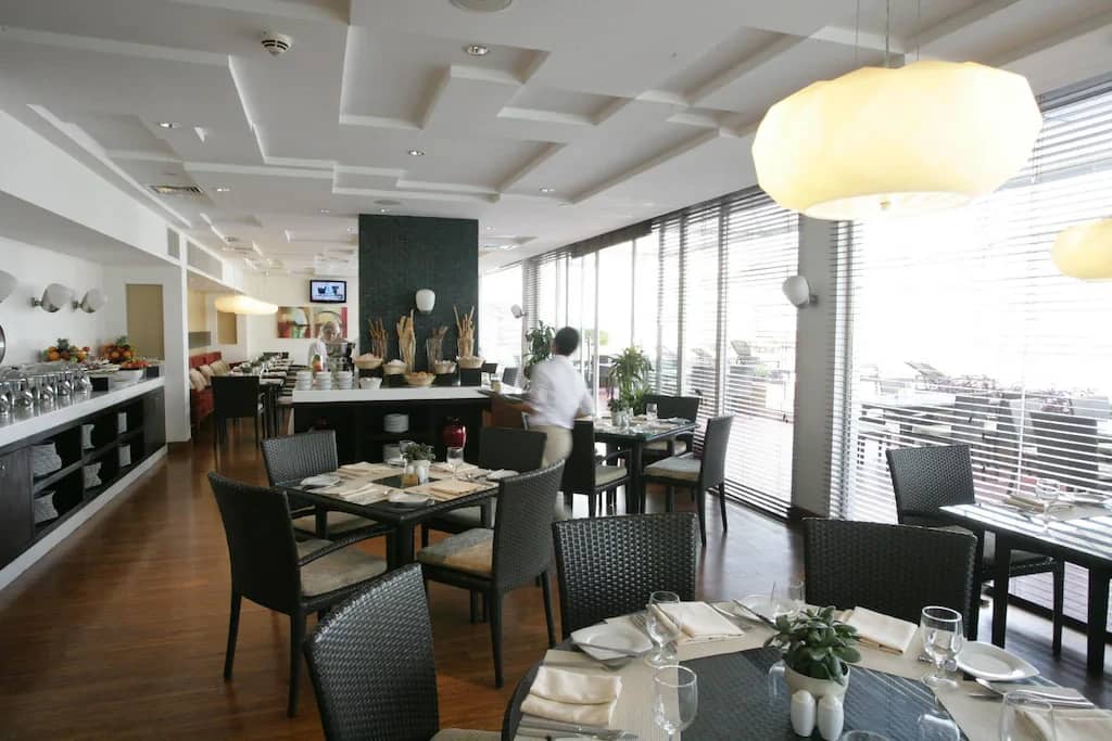 Aqua Cafe  Dubai