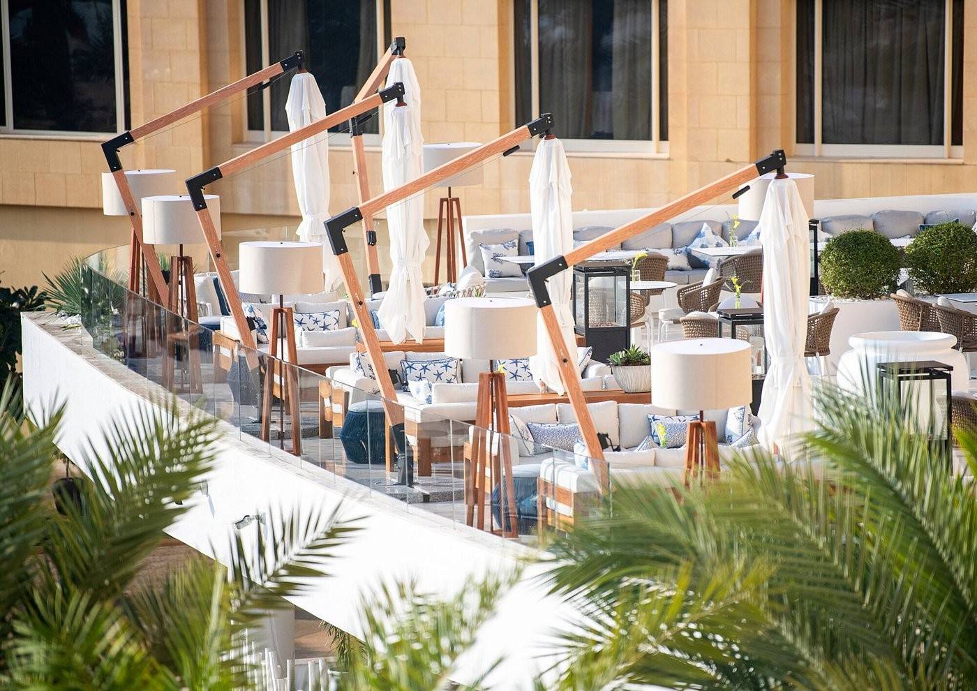 Novecento Cafe