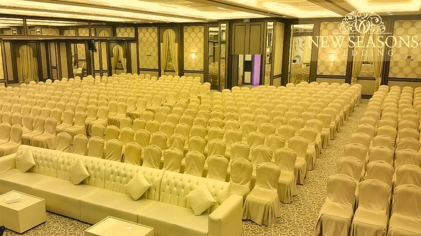 New Seasons Hall