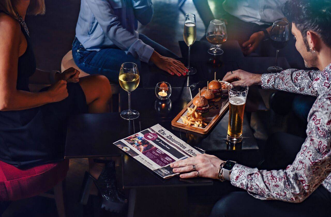 Food & Drinks