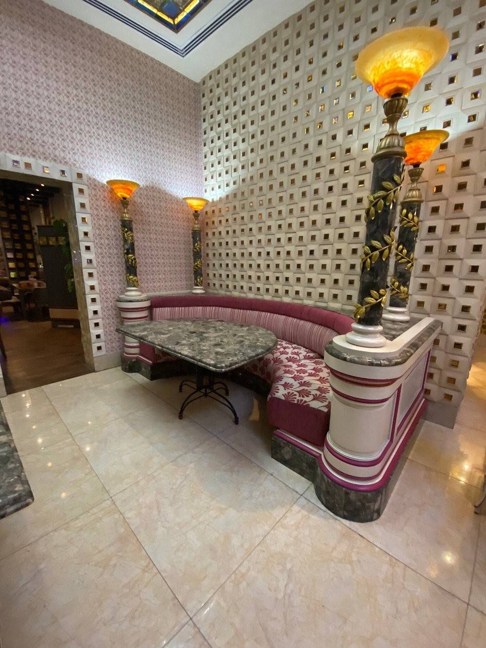 Chez Alain Restaurant and Lounge