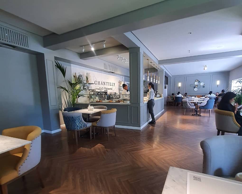 Cafe Chantilly & Patisserie