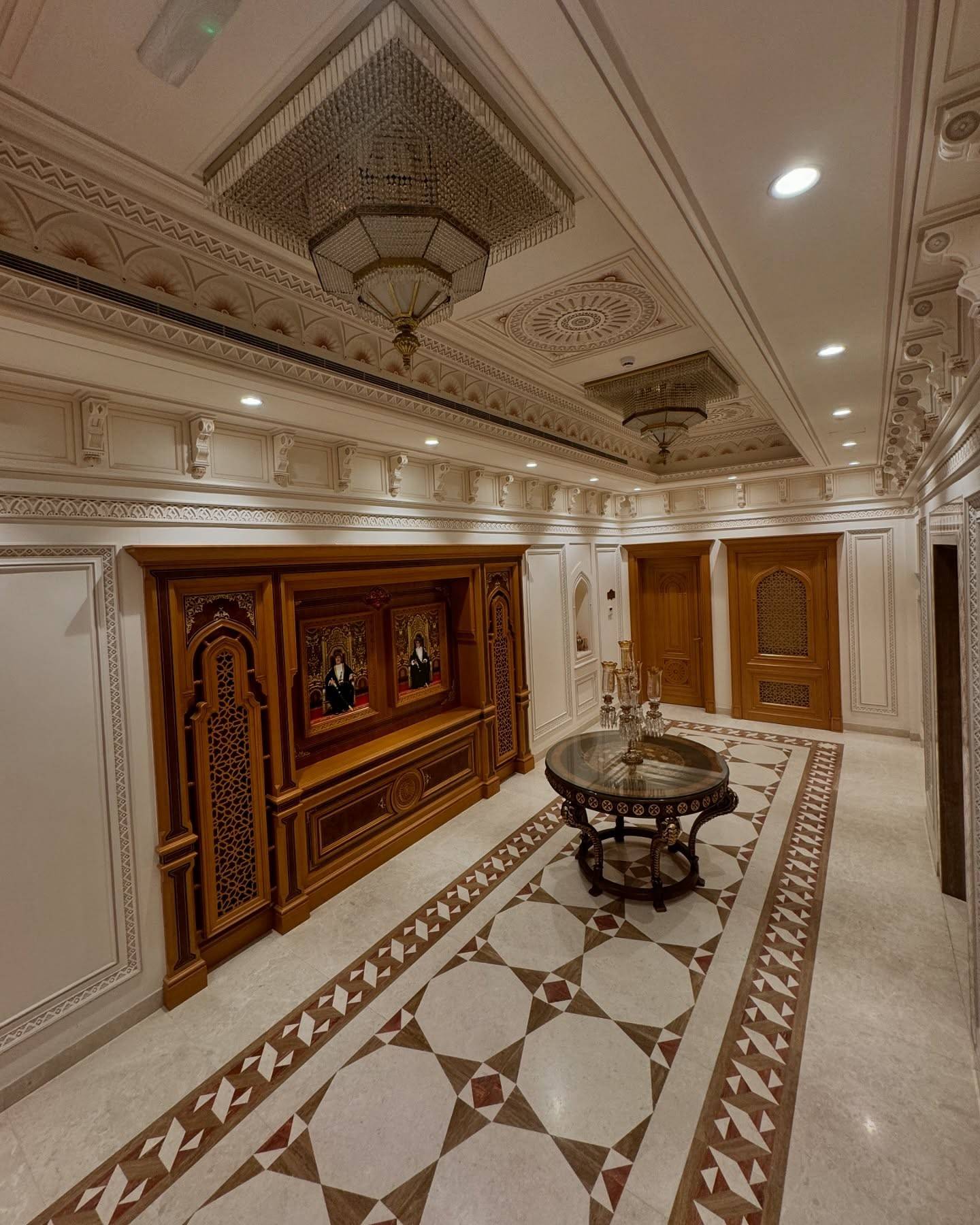 Al Qasr Hall Street Oman