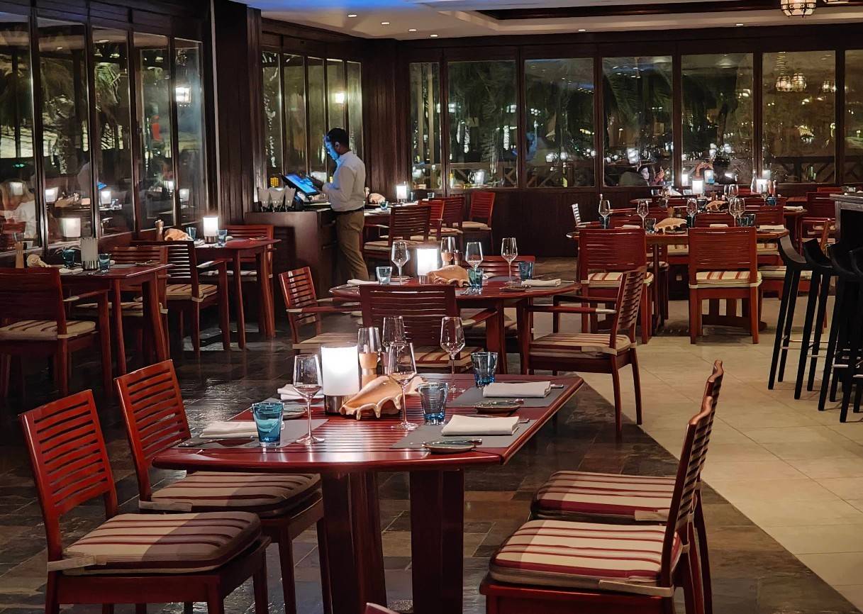 Bait Al Bahr restaurant Muscat Oman
