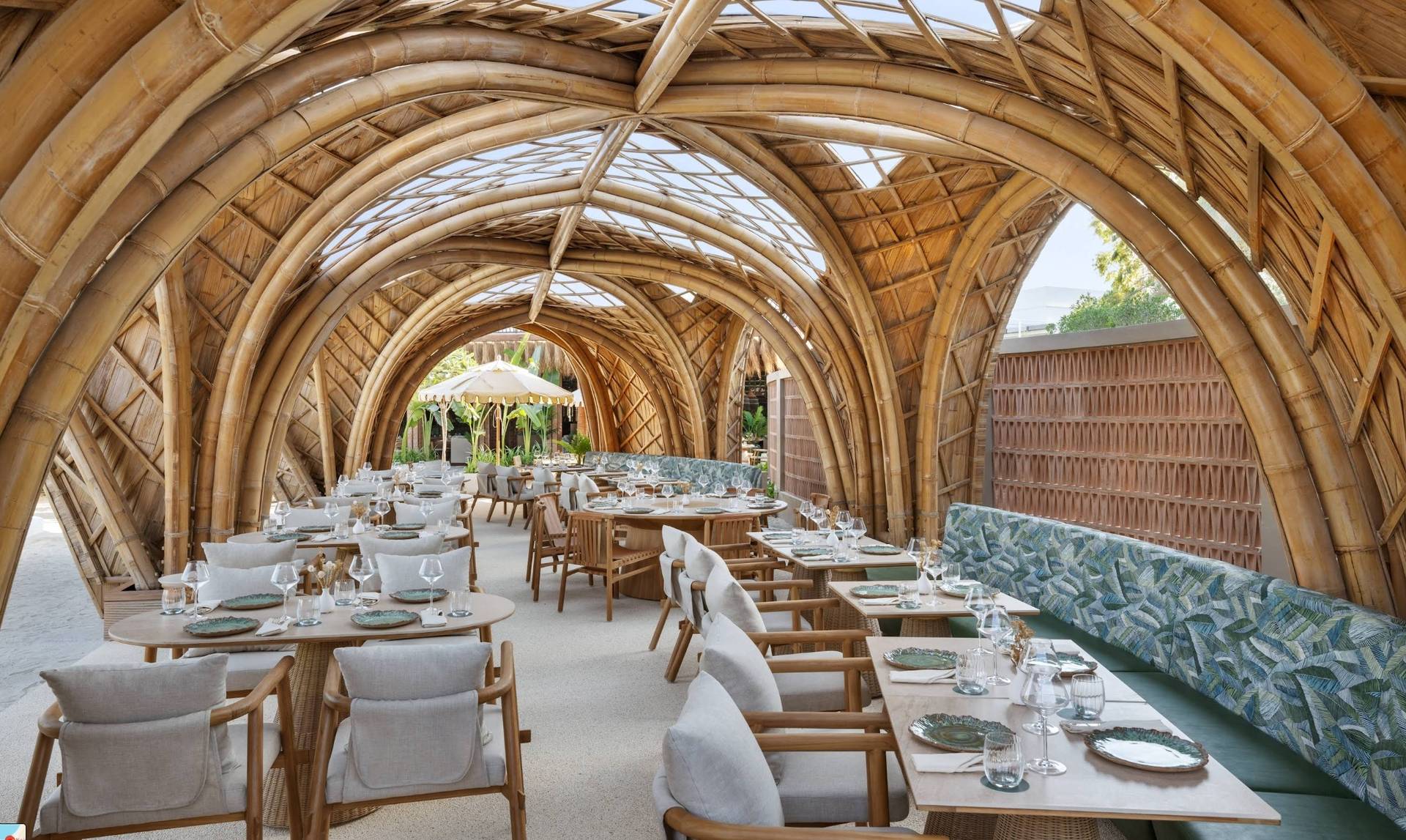 Kaimana Restaurant and Beach