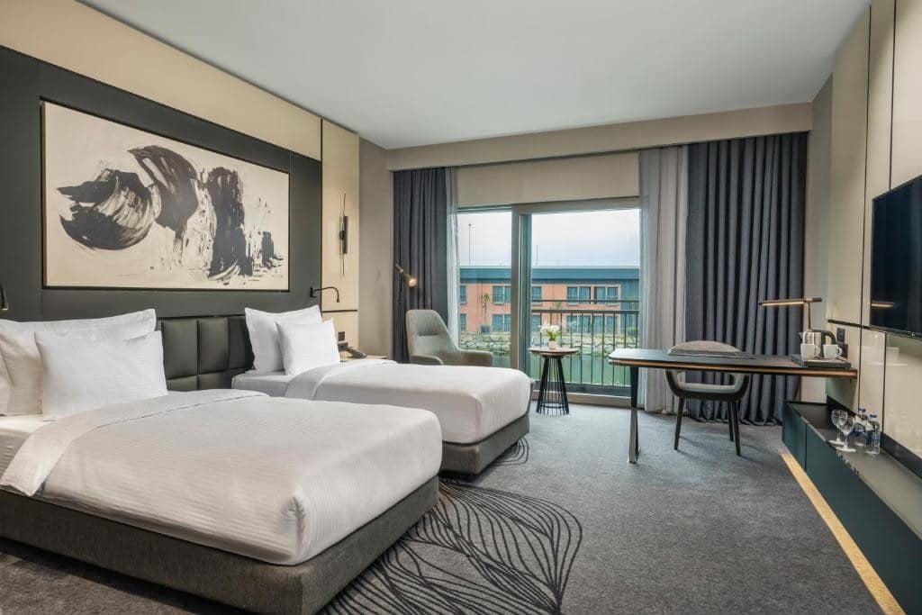 Crowne Plaza Istanbul Tuzla Viaport Marina