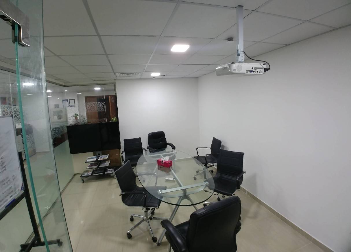 Strap Studio Abu Dhabi